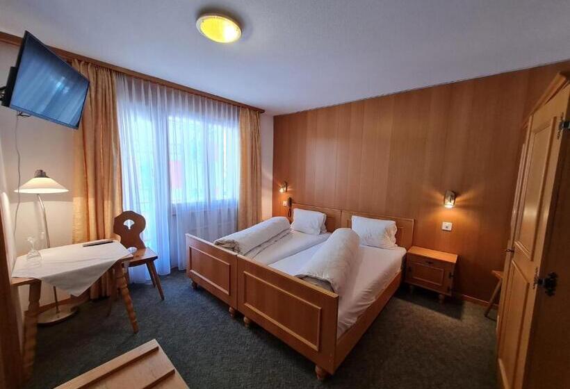 هتل Krone   Only Bed & Breakfast