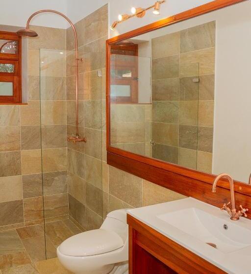 هتل Marquesa De Pinares