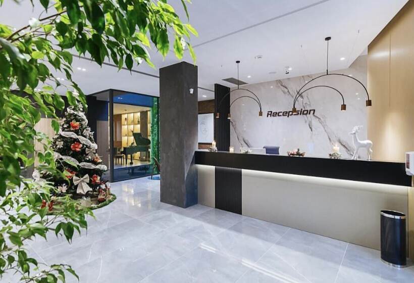 هتل Park Plazza