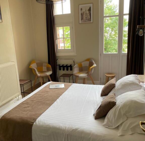 هتل Logis Hôtel Restaurant Le Relais Guillaume De Normandy