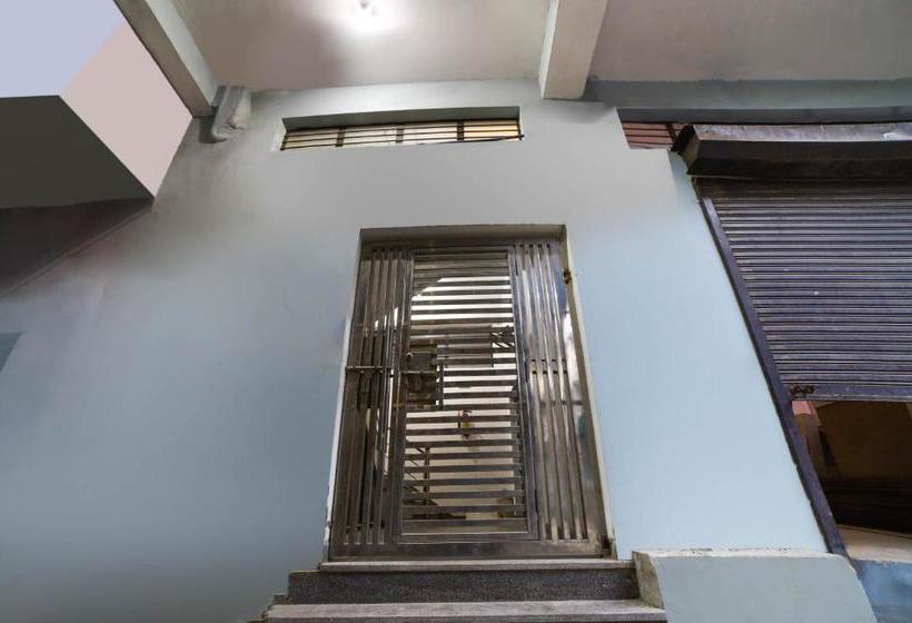 בית מלון כפרי Spot On 75610 Aditya Residency