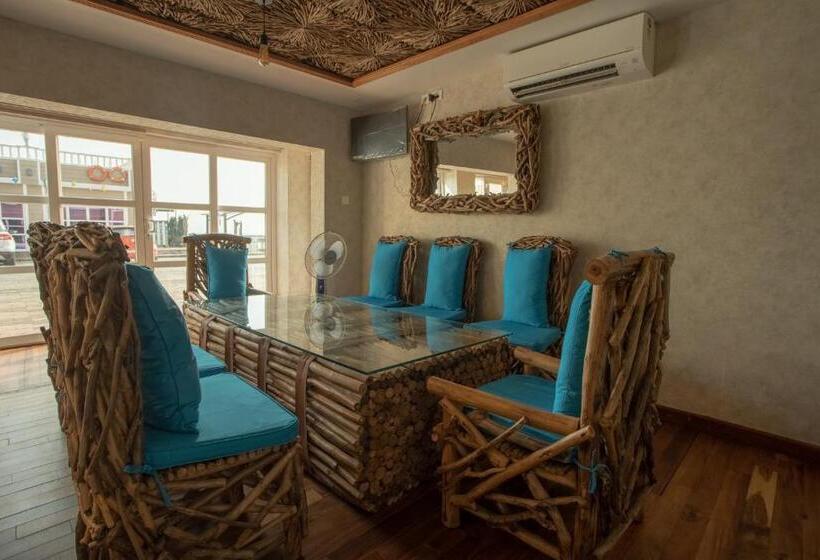 هتل State Beach Resort And Spa