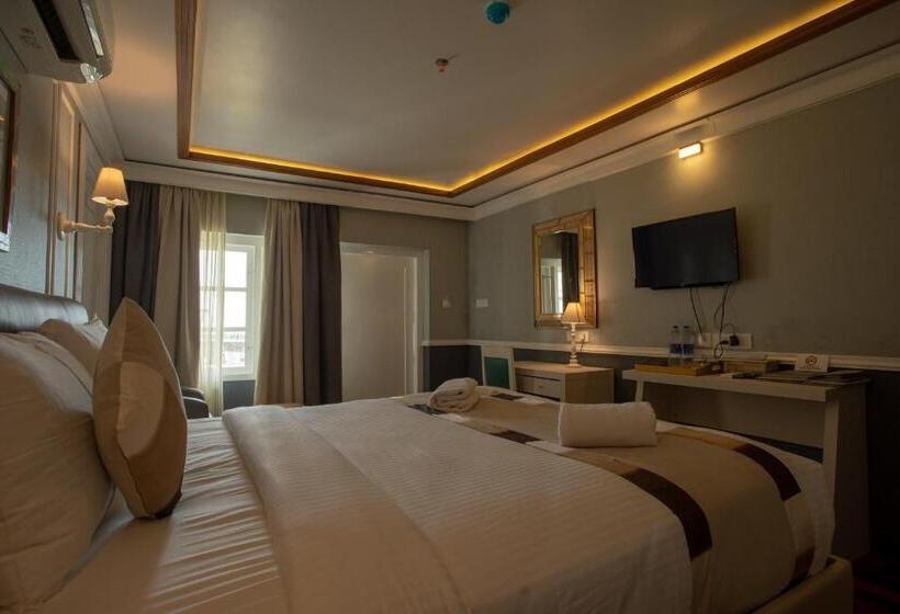 هتل State Beach Resort And Spa