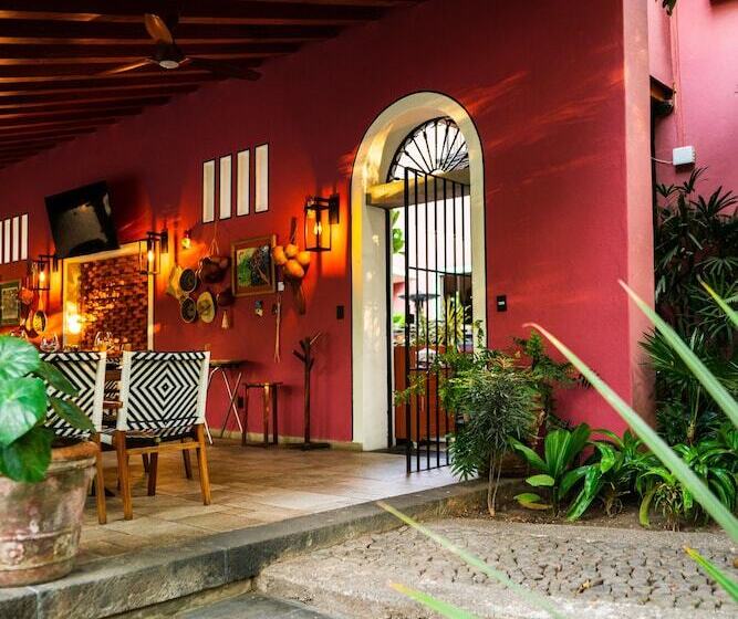 La Paranera Hotel & Relax