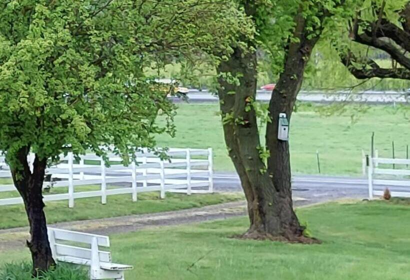پانسیون Applinger Farm