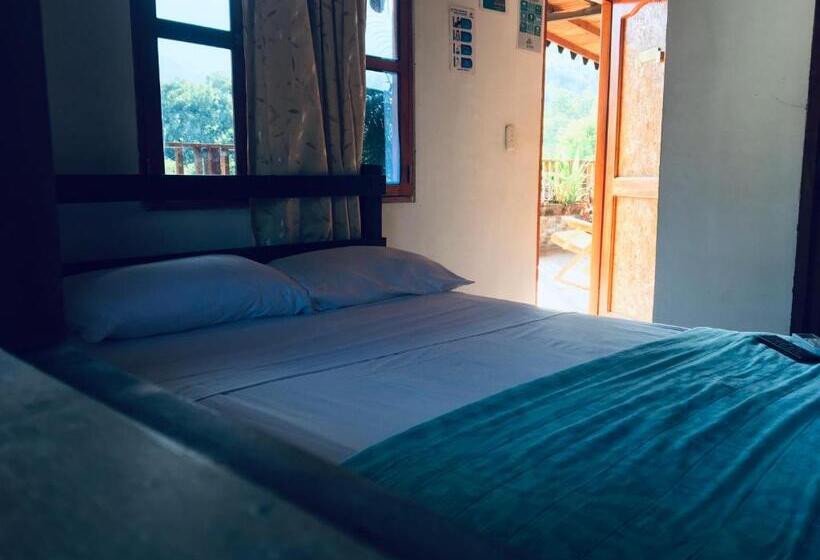 پانسیون Hostal Los Wichos