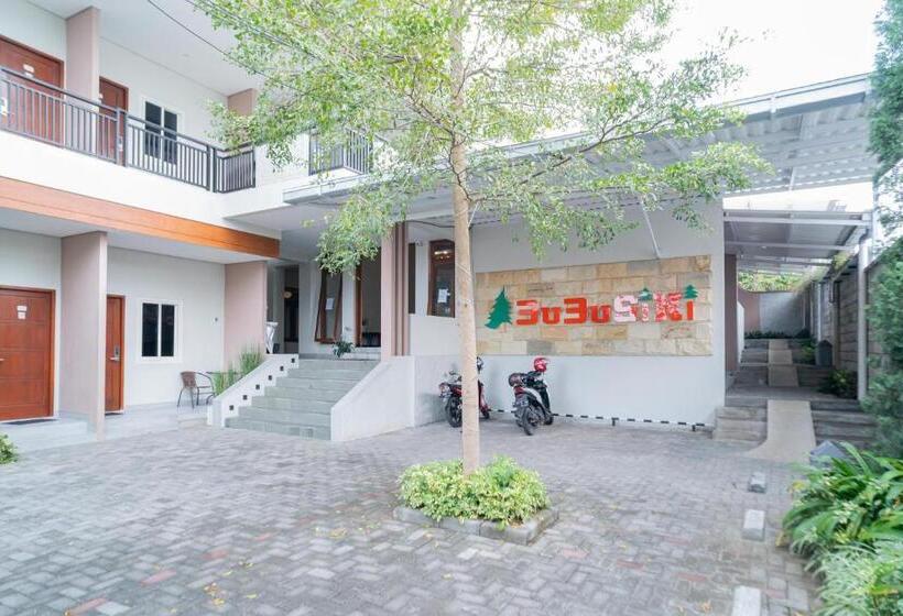Urbanview Hotel Bubusini Batu By Reddoorz