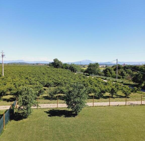 هتل Agriturismo Il Fontanile