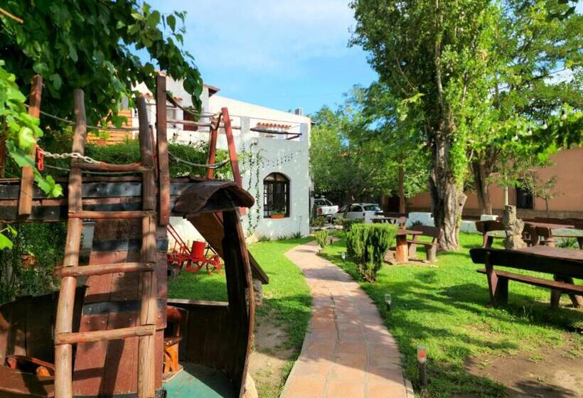 هتل Cafayate Los Toneles