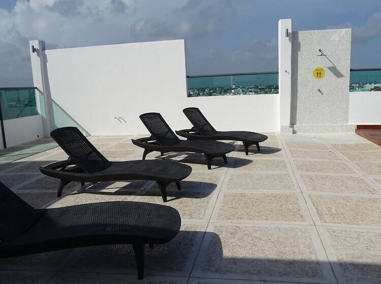 Fotos del hotel Kavia Plus:  32