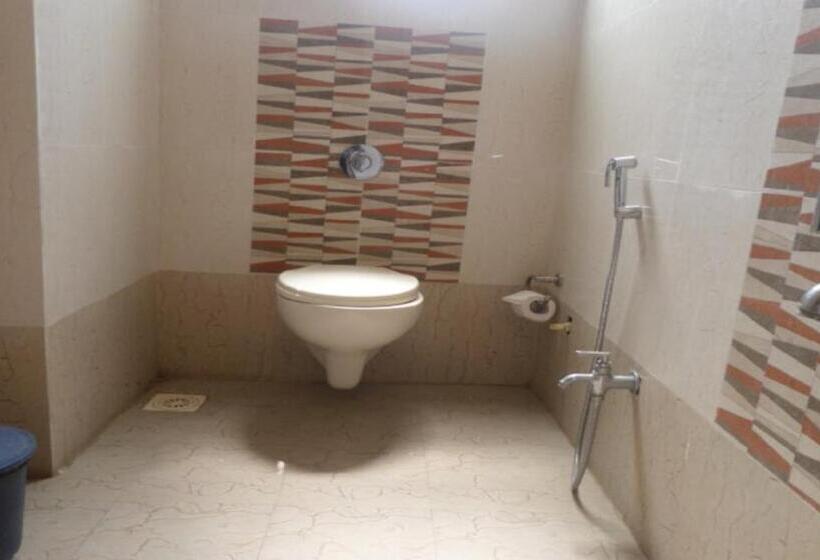 ホテル Saiprasad Executive Solapur