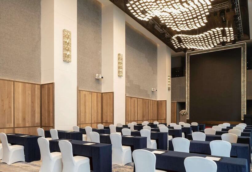 هتل Sofitel Haikou