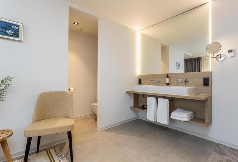 בית מלון כפרי De Rousch   4 Sterren Superieur