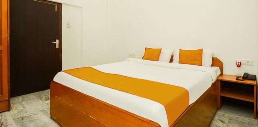 هتل Fabexpress Anurag Residency