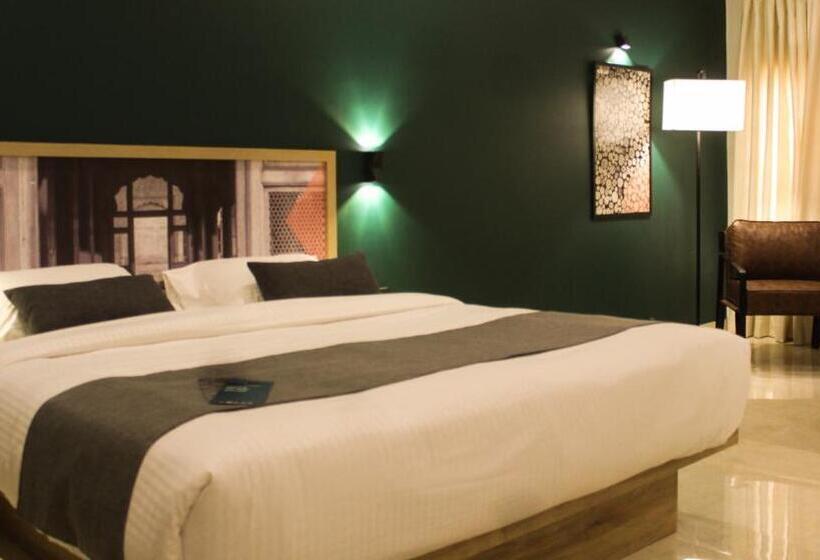 هتل Lokal Rooms X Gulberg