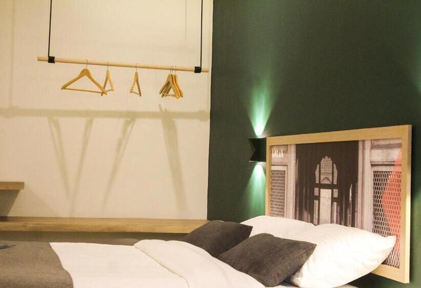 هتل Lokal Rooms X Gulberg