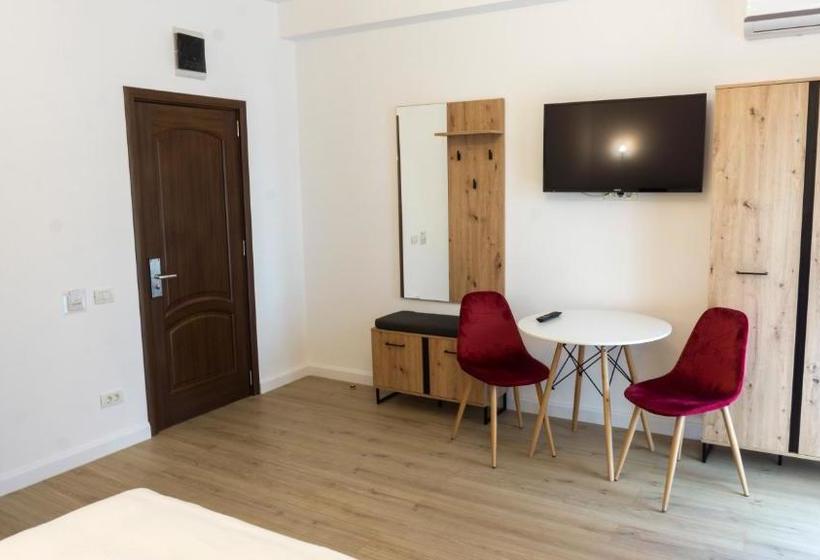 هتل M Rooms