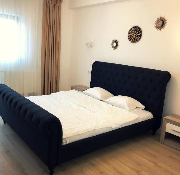 هتل M Rooms