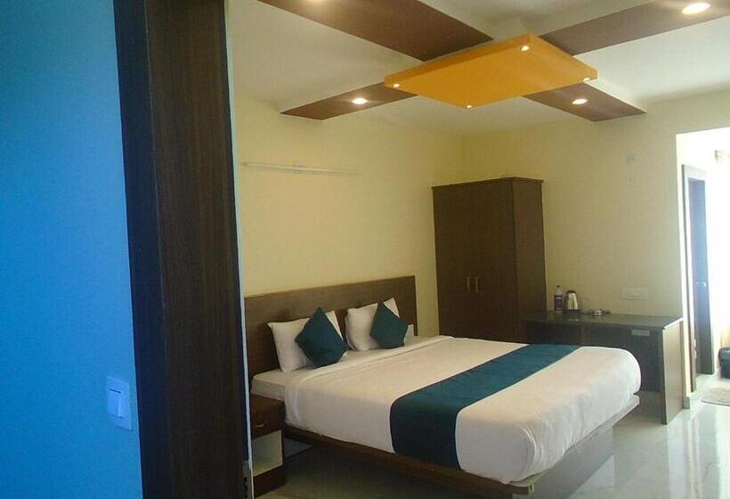 هتل Sv Dreamstay Near Kempegowda International Airport