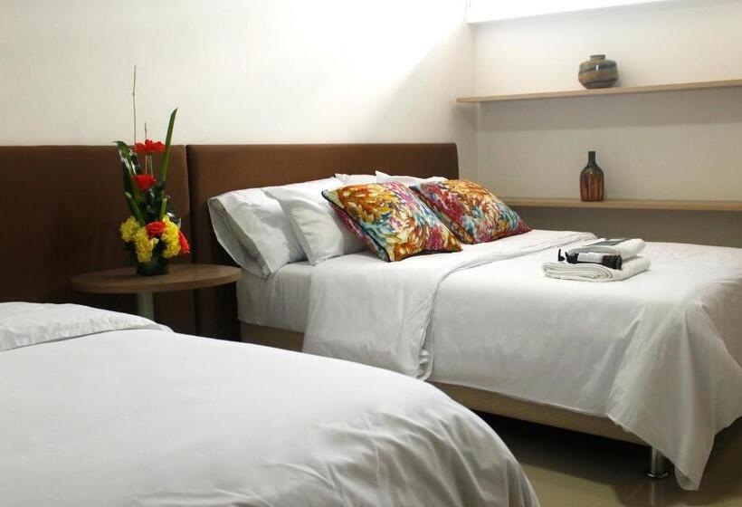 هتل Tunebo Inn
