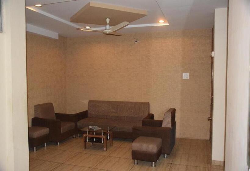 فندق Uma Executive Lodging