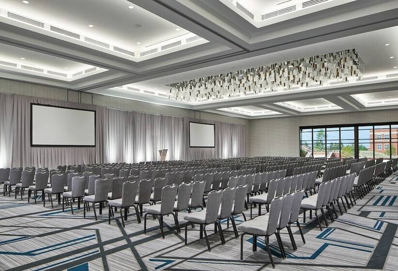 Unc Charlotte Marriott Hotel & Conference Center
