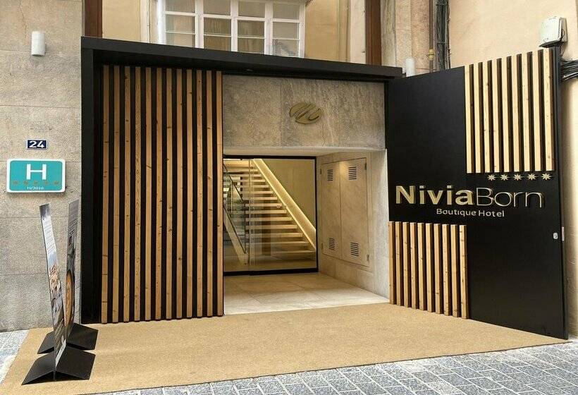 هتل Nivia Born Boutique