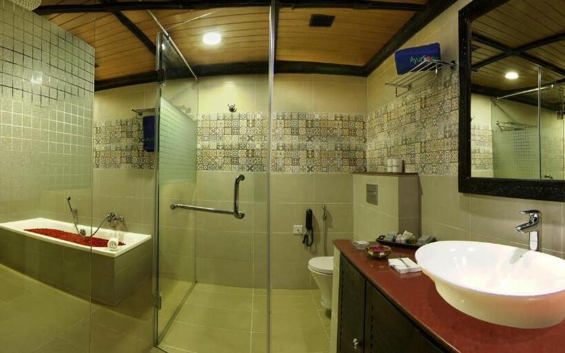 استراحتگاه Ayursoma Ayurveda Royal Retreat