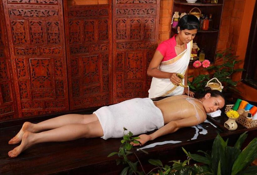 استراحتگاه Ayursoma Ayurveda Royal Retreat