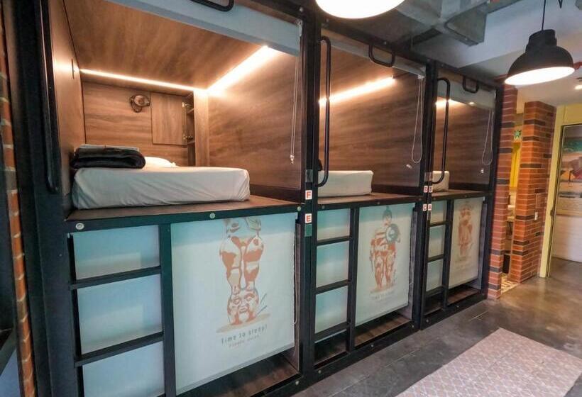 هاستل Masaya Medellin