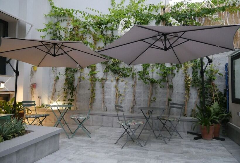 هتل Gardenia Boutique