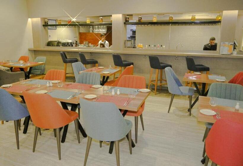 هتل Gardenia Boutique