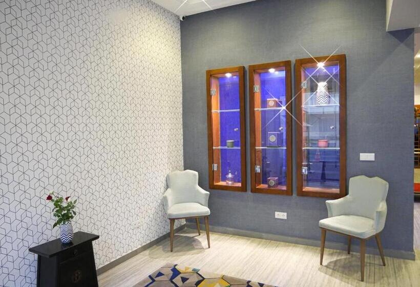 هتل Gardenia Boutique