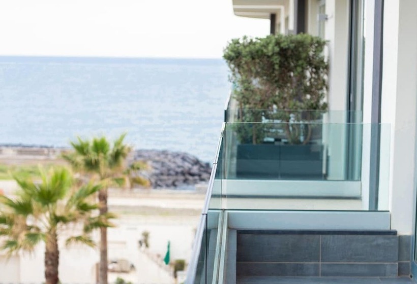Отель & Resort Tre Fontane Luxury