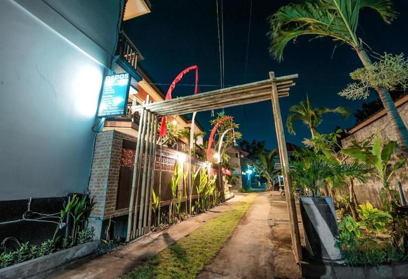 پانسیون Dados Guest House