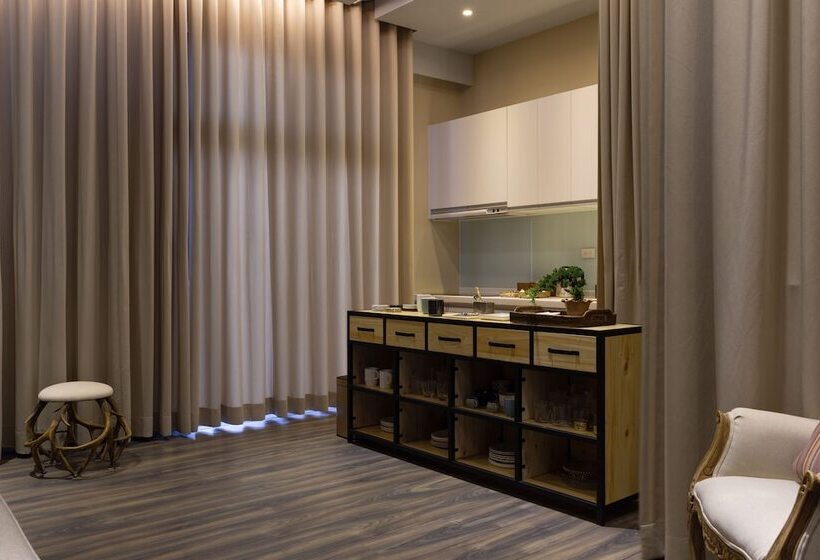 هاستل Pod Labo 家庭多人高cp 四人起