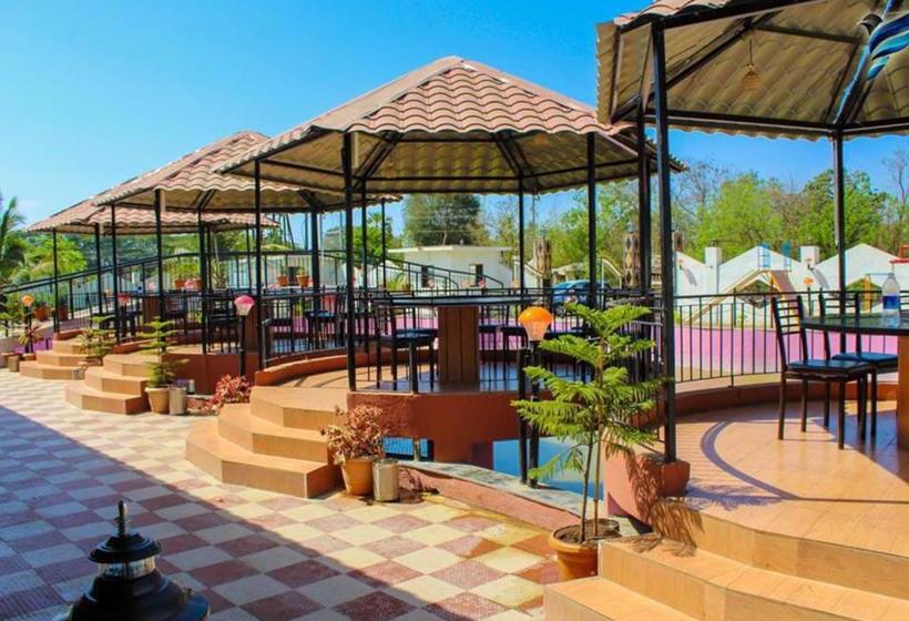 فندق Pinnk Lake Resort And Bar