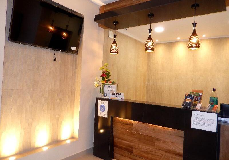Premium Suites Deluxe Aparthotel Equipetrol