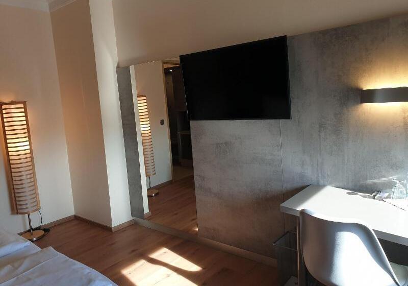 تختخواب و صبحانه Das Reinisch Just Rooms