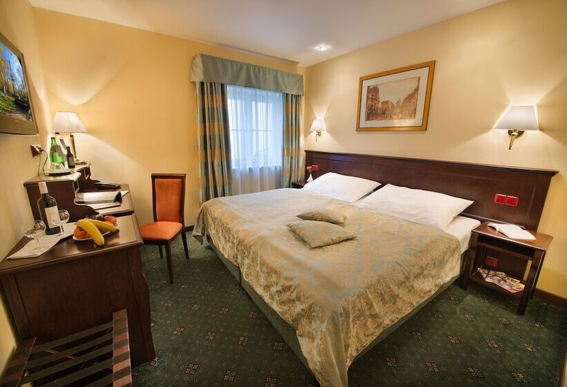 Fotos del hotel Ea  Downtown:  15