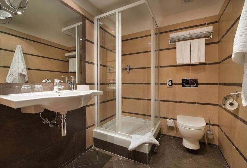 Fotos del hotel Ea  Downtown:  47
