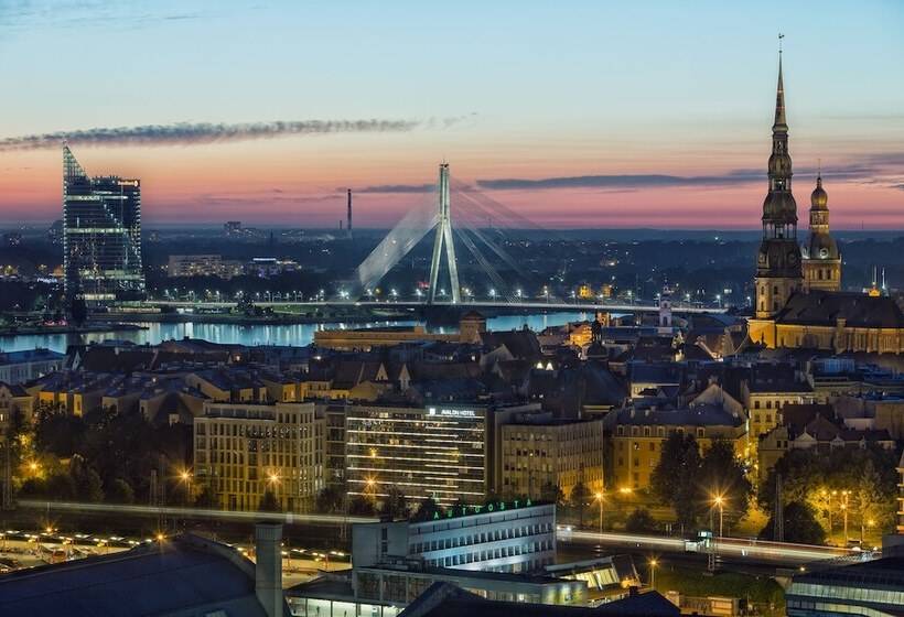 Avalon Hotel & Conferences