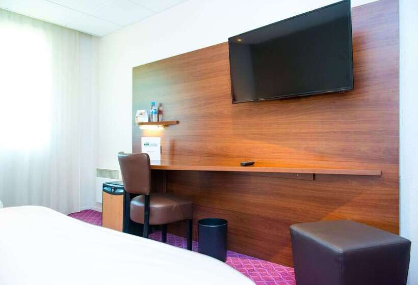 Brit Hotel Nantes Vigneux   L Atlantel