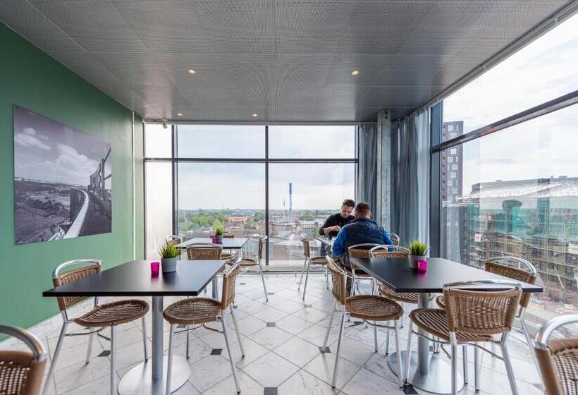 هتل Cabinn Odense