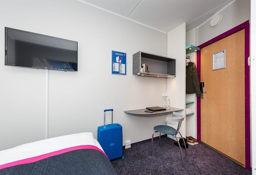 هتل Cabinn Odense