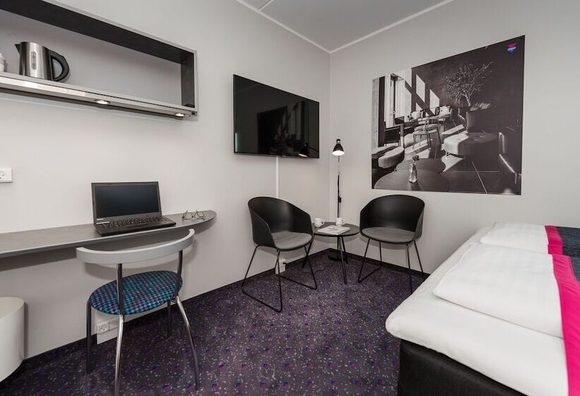 هتل Cabinn Odense