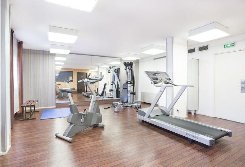 هتل Canal Suites   Paris La Villette