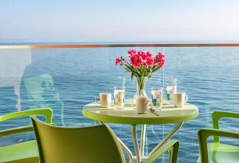 هتل Corfu Maris