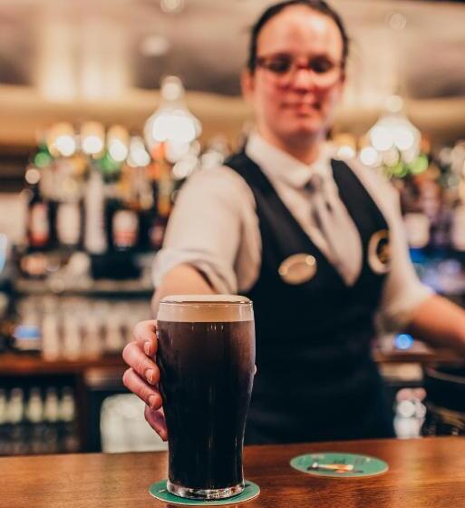 فندق Errigal Country House