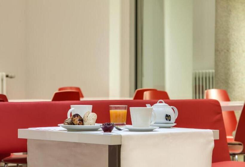 Fotos del hotel Genius Hotel Downtown:  32